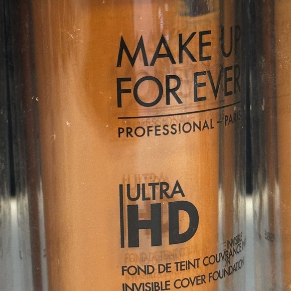 5 for $150 (MAKEUP FOREVER ULTRA HD FOUNDATION) *$370 VALUE* - Picture 5 of 7